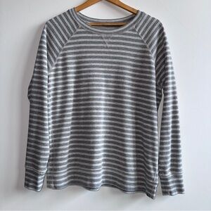 Eddie Bauer Long Raglan Sleeve Top Gray Stripe Women’s Size XL Preppy Gorpcore